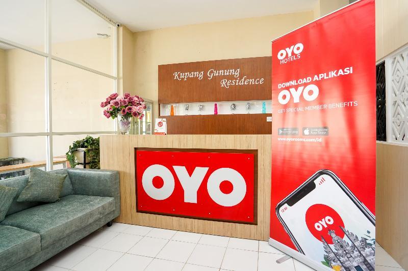 Hotel O Surabaya Near Surabaya Town Square Formerly Kupang Gunung Residence Zewnętrze zdjęcie