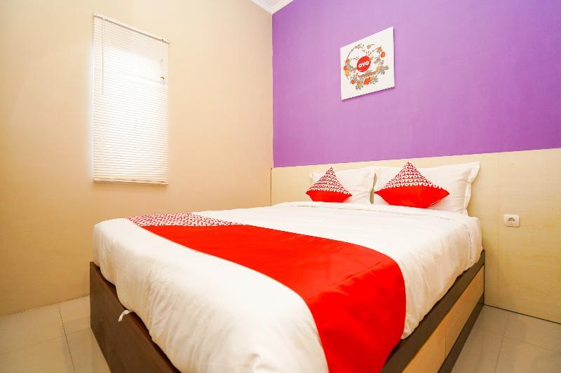 Hotel O Surabaya Near Surabaya Town Square Formerly Kupang Gunung Residence Zewnętrze zdjęcie